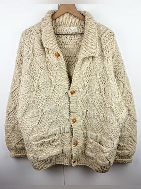 Vintage 100% Wool Ecuador Chunky Thick Cardigan Sweater Hand Made Cream Native
